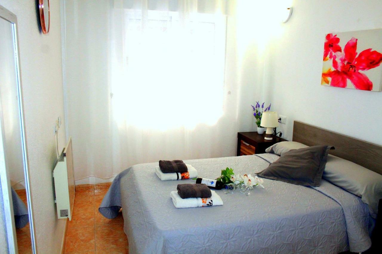 Apartament Margaret Torrevieja Exterior foto